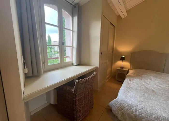 Semesterbostad Maison Au Coeur Des Corbieres